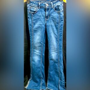 Maurices Boot cut Blue Jeans. Size 0
